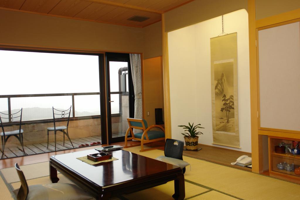 Hotel Kounkaku Nihonmatsu Esterno foto